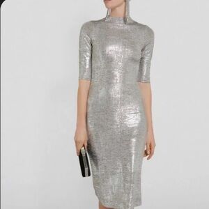 Alice + Olivia Sz 6 Delora Shiny Silver MIDI